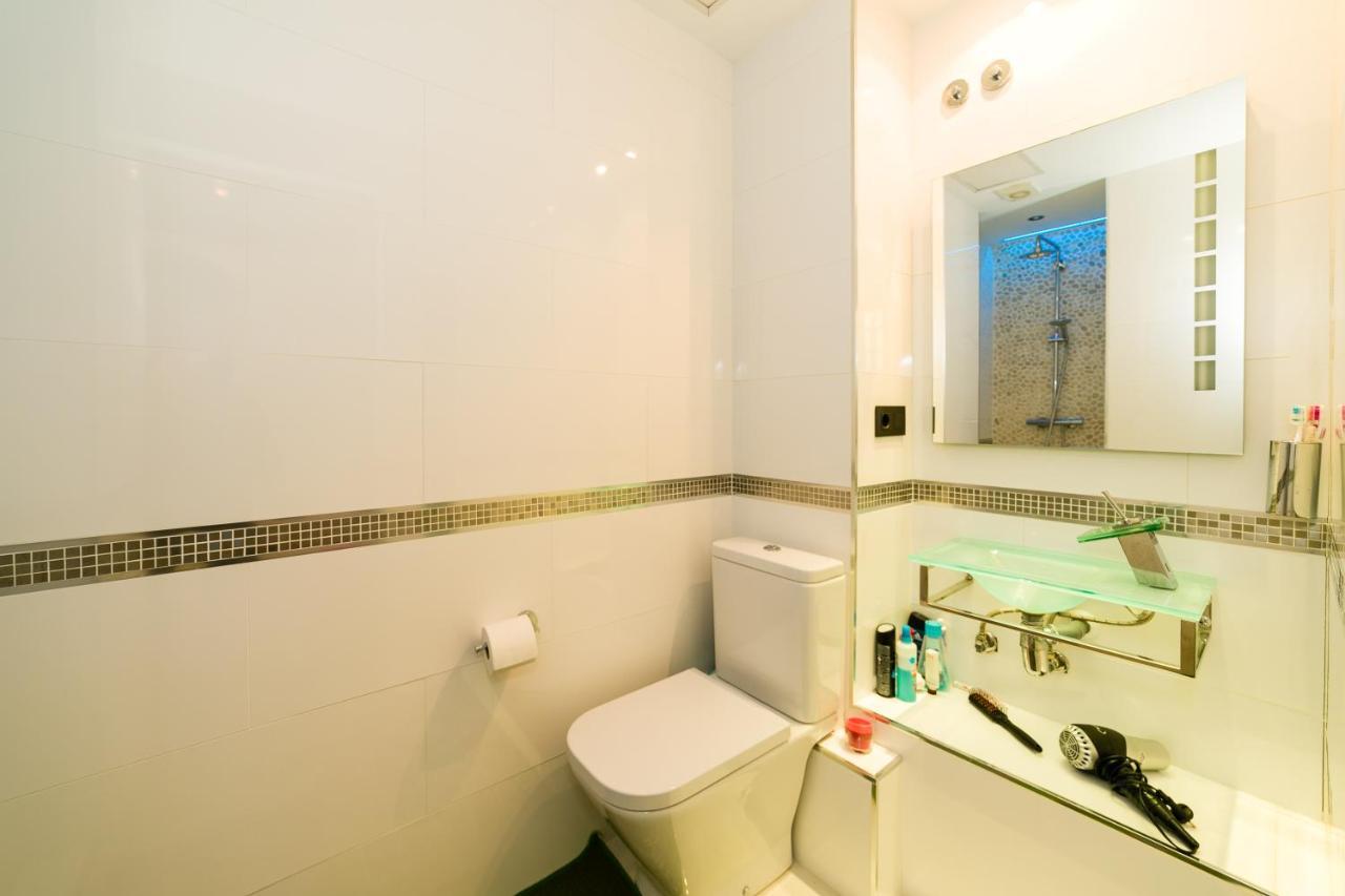 Weforyou 2 Bedrooms Penthouse At Malaga Center Exteriör bild