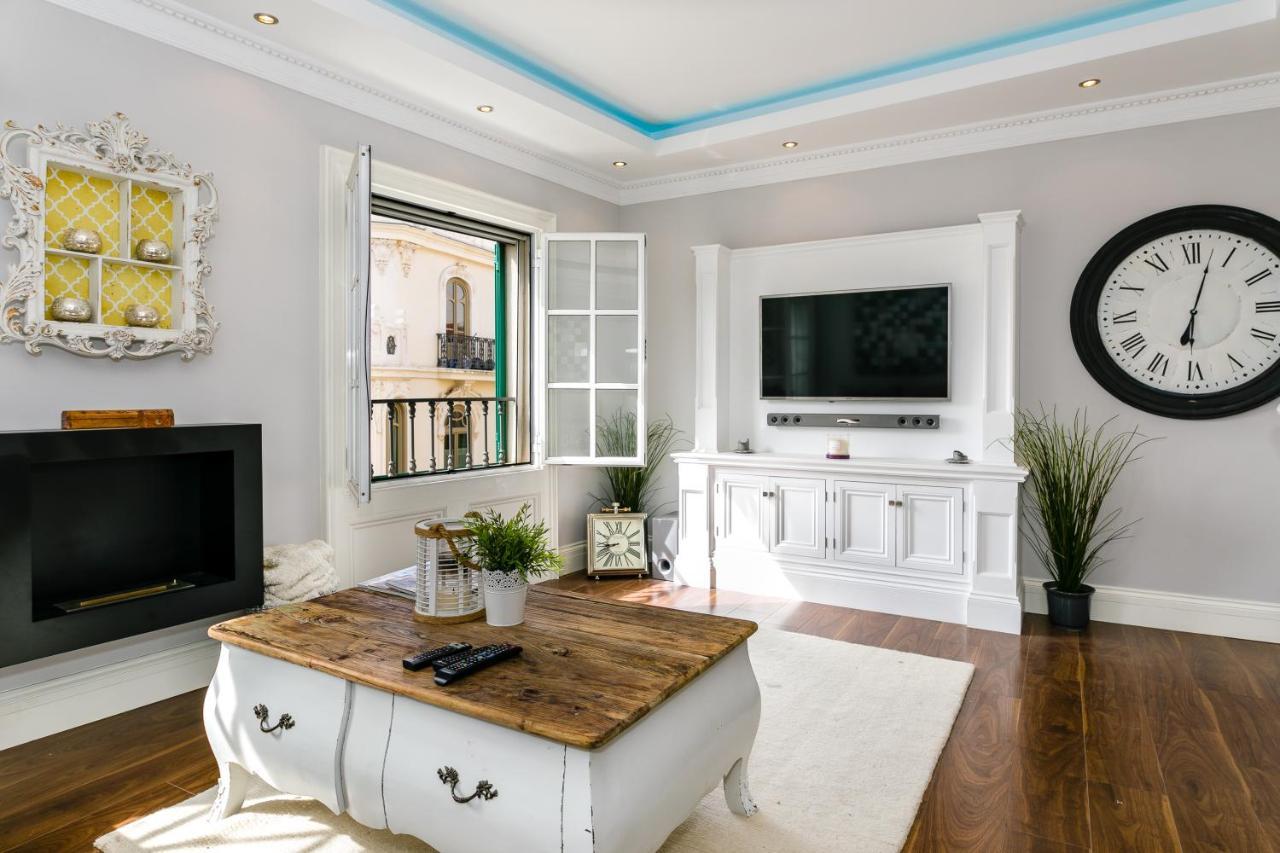 Weforyou 2 Bedrooms Penthouse At Malaga Center Exteriör bild